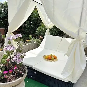 https://villa-nika-1.primorje-gorskikotar.com